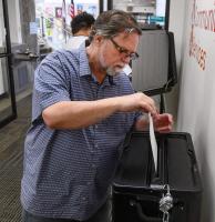 Endorsement: Don’t buy Prop. 4’s baloney about publicly financed campaigns