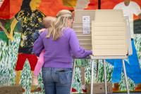Kentucky hardens voter protections; USPS policy threatens mail vote