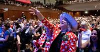 Oxford researchers win Ig Nobel Prize for study of kissing