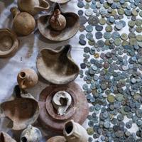 Syrian collector hands over 20-year collection