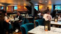 'I visited gorgeous waterside restaurant where you get 3 courses for under £35'
