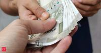 Indian households shift spending towards discretionary goods, services