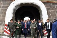 Russian base in Gyumri: Why Moscow WANTS... to stay in Armenia
