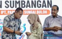 General : 308 Sungai Buloh Students Receive RM113,500 In Higher Education Aid