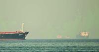 Oil steadies in thin trade with Iran, Ukraine