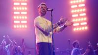 Massive YouTuber-Turned-Pop Star Suffers Brutal Fall at Recent Concert