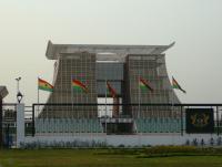 Ghana’s Mahama signs ten bills into law, reshaping courts and cocoa