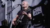 Roger Waters to the United States government: “Stop the Blockade”