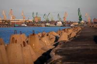 Latvia, Lithuania weigh ban on Russian grain transit amid rising shipments