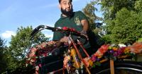 'It's something unique and different' - Man's business using rickshaw from Bangladesh