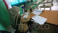 Jakarta Shifts to Remote Learning over Anak Krakatau Ash