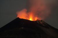 Indonesia volcano shuts airports as Aussie flights cancelled