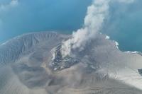Indonesia volcano eruption: 8 airports shut, 170,000 passengers affected