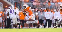 Faizon Brandon dazzles in Tennessee debut as #20 Vols cruise to 56-9 season-opening win over Furman