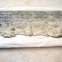 US returns sarcophagus fragments to Lebanon