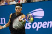 Ben Shelton beats Stefanos Tsitsipas to set up U.S. Open showdown with Carlos Alcaraz