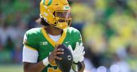 No. 2 Oregon overcomes slow start to beat Boise State