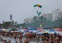 More than 300,000 people look to the skies for the eleventh Torre del Mar International Air Show