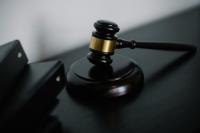 Federal Judge Blocks ICE from Moving Angolan Asylum Seeker Arrested in Lewiston