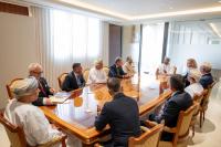 Oman Foreign Minister meets honorary consuls in Salalah