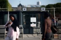 Paris investigates claim women were hidden from Hindu delegation at Eiffel Tower