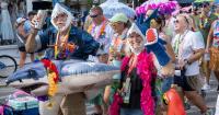 Parrotheads, friends, fans celebrate Jimmy Buffett