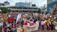 10,000 public servants to strike against pay cuts in New Zealand