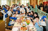 Sands China marks Parisian Macao anniversary  with community event
