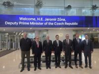 Czech Deputy PM Visits LIG D&A Pangyo