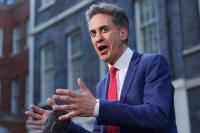 Ed Miliband expected to announce sanctions on illegal Israeli settlements in West Bank