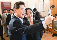Lee Pledges Film Funds, Weighs French-Style Tax Breaks