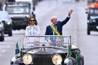 Brazil Waves Its Flags While a Supreme Court Feud Steals the Parade