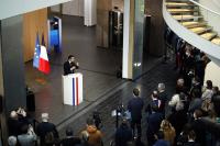 AI Paper Mills Now Taint One in Ten Cancer Studies: France Cuts Big Publisher Ties