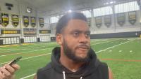 Iowa cornerback Deshaun Lee is all business on Cy-Hawk football week      