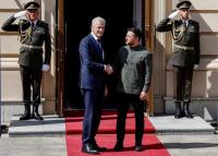 Ukraine's Zelenskiy arrives in Oslo for funeral of King Harald