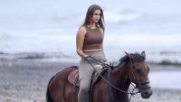 Ivanka Trump’s daughter Arabella goes hands-free during breathtaking horseback ride