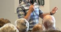 Iowa politicians raise millions ahead of midterms