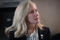 Virginia Gov. Spanberger urges Congress to establish federal AI guardrails