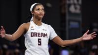 Angel Reese flexes big play in Team USA vs. Czechia game