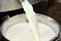 ‎Drought effect on regional milk industry as Kenya turns to Uganda