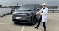 Luxurious XPeng X9 EV people mover tested
