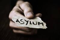 Why are Costa Ricans seeking asylum?