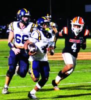 Jackets go to 3-0 with 40-0 win