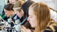 Science teachers in Wales least likely in the UK to recommend job
