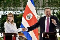 Costa Ricans Back Fernández but Most Say Chaves Still Calls the Shots