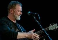 Singer-songwriter Kray Van Kirk bringing music, stories to Ashton