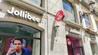 Jollibee banks on global buzz, picks Hong Kong listing for overseas assets