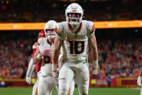 Broncos’ Bo Nix agrees on pacing ‘like a mountain lion’ before opener at Kansas City