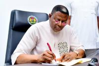 Bribes, job racketeering force Otu’s govt to cancel 2024, 2025 employment exercises