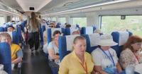 China sees surge in cross-border passenger trips in first eight months
